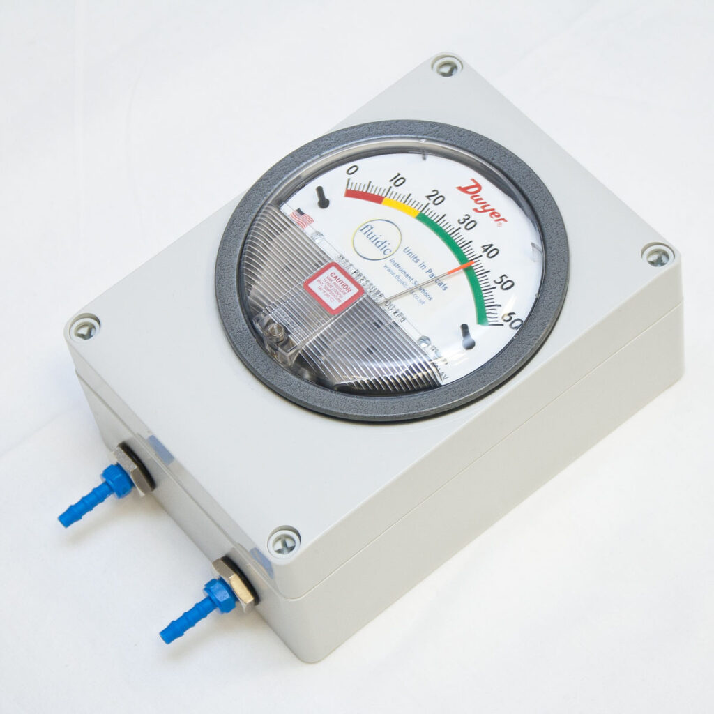 Magbox: Dwyer Magnehelic in Enclosure